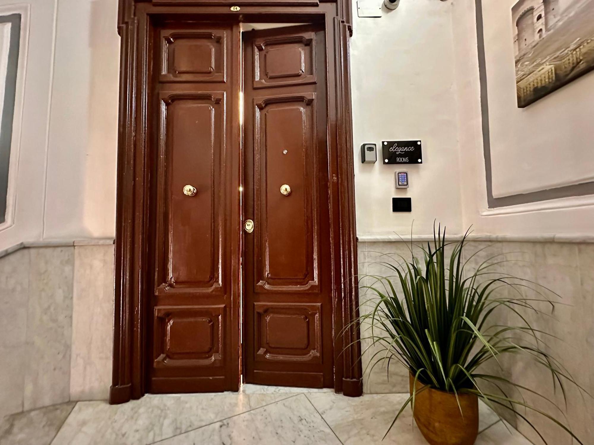 Elegance Rooms Spaccanapoli 외부 사진