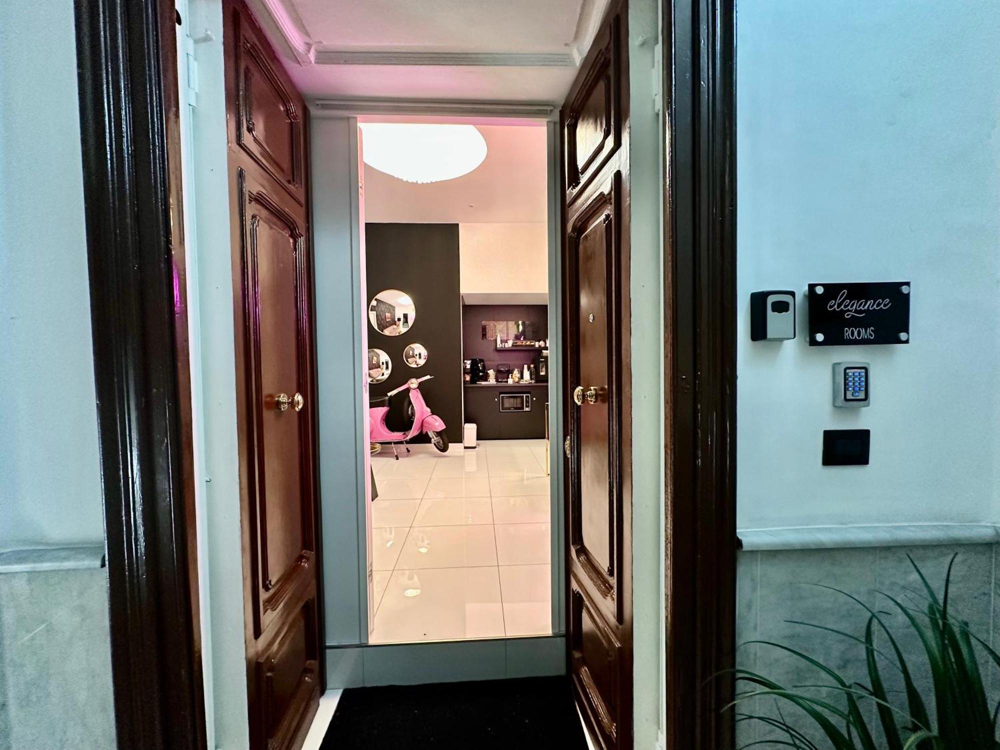 Elegance Rooms Spaccanapoli 외부 사진